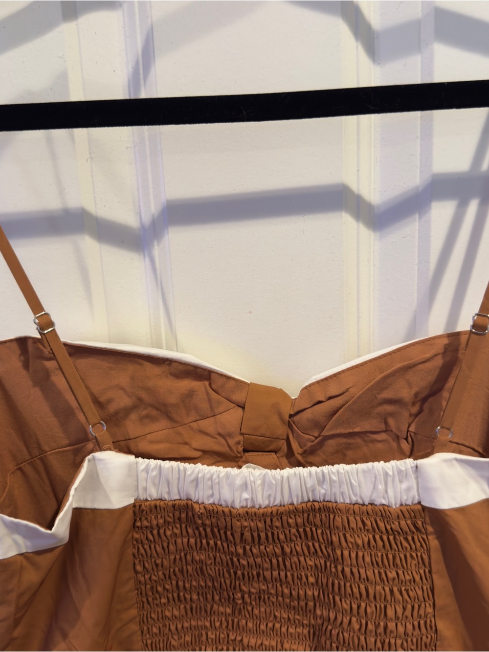 ASTR Tan Contrast-Trim Sweetheart Midi Dress - Picture 11 of 15